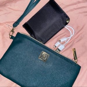 Liz Claiborne Phone Charging Wallet